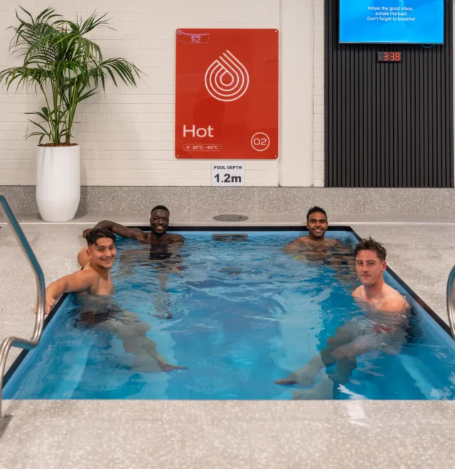 The Freo boys getting in some recovery before their game tonight! ⚓️ #p3recovery