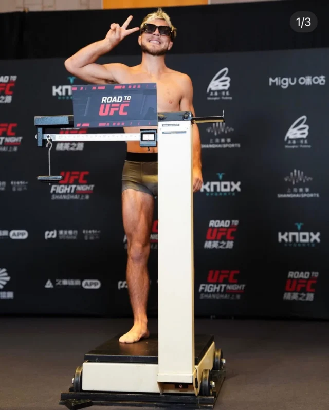 🥊 GOOD LUCK KASIB! 🇦🇺

The whole P3 Shellharbour family is behind our ambassador @kasib_murdoch as he steps into the cage tomorrow for Road to UFC! 🔥

One fight away from earning that UFC contract. Go get it, Kasib! 💪🏆

P3 Shellharbour — Prepare. Prevent. Perform.#mma #ufc #recovery #bjj