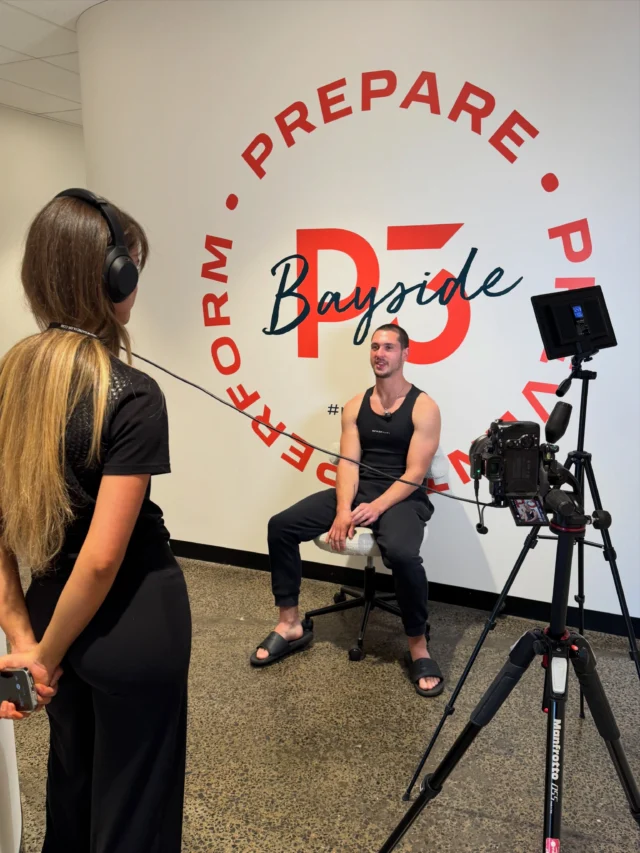 BTS OF FRIDAY FILM DAY 🎥 @husla_media 

What you see on the feed vs. what actually happens behind the camera 🎬😂

A little BTS photo dump from filming, laughing, retaking the same shot 47 times and somehow getting content out of it all.