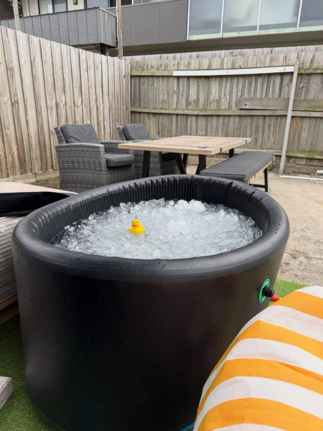 The sun is shining and our pop up ice baths are FULL in our backyard in Mentone! Although our pool deck is still getting its glow up, we have you guys sorted! 

We cannot thank all our members enough for your patience whilst we have the flooring and additional sanitisation upgraded in our Contrast Therapy area! 

Happy Sunday P3 Fam ✌️!